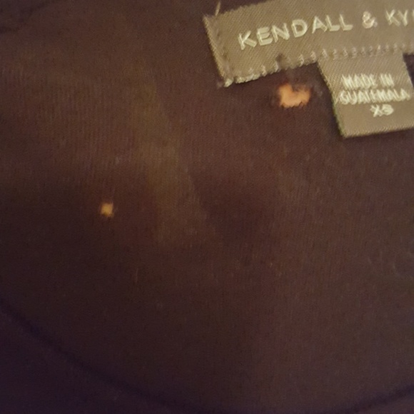 KENDALL AND KYLIE SHORT SLEEVE XSMALL - Picture 5 of 5